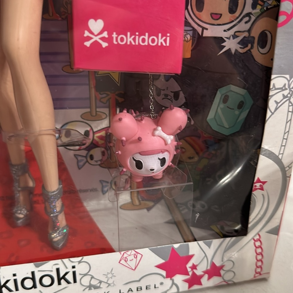 tokiedokie Barbie 10th Anniversary - Picture 4 of 11